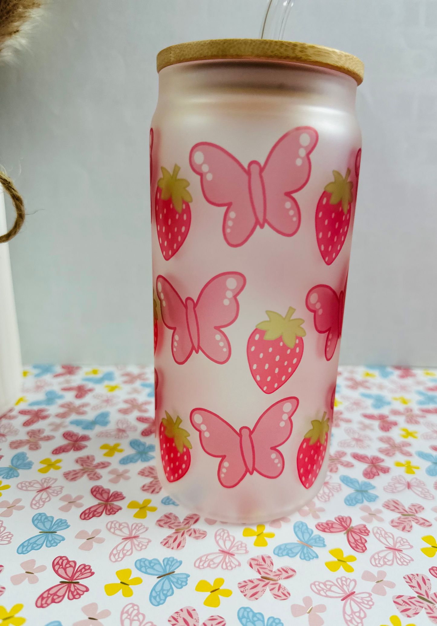 Butterfly Strawberry Frosted  16 oz. Glass Cup